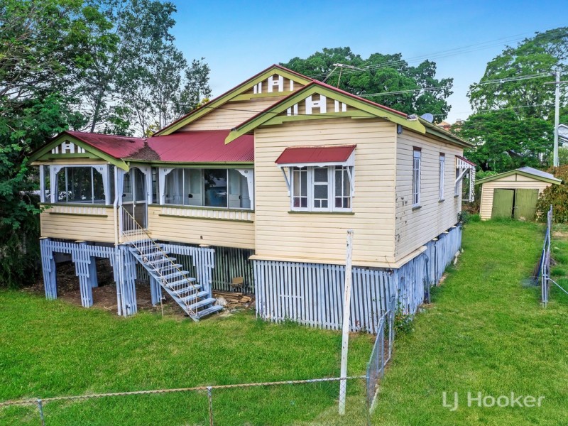 1 Brisbane Road, Newtown QLD 4305