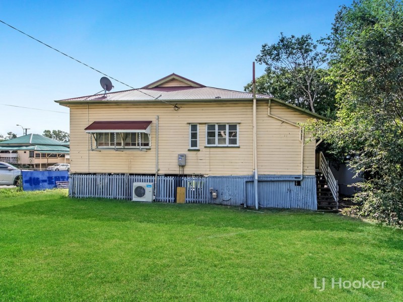 1 Brisbane Road, Newtown QLD 4305