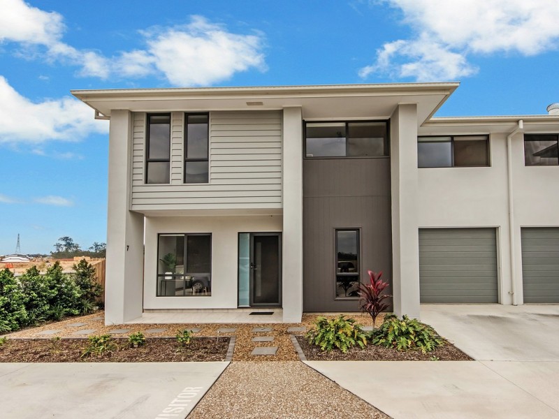 7/42 Foxtail St, Ripley QLD 4306