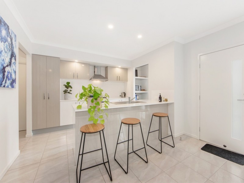 7/42 Foxtail St, Ripley QLD 4306