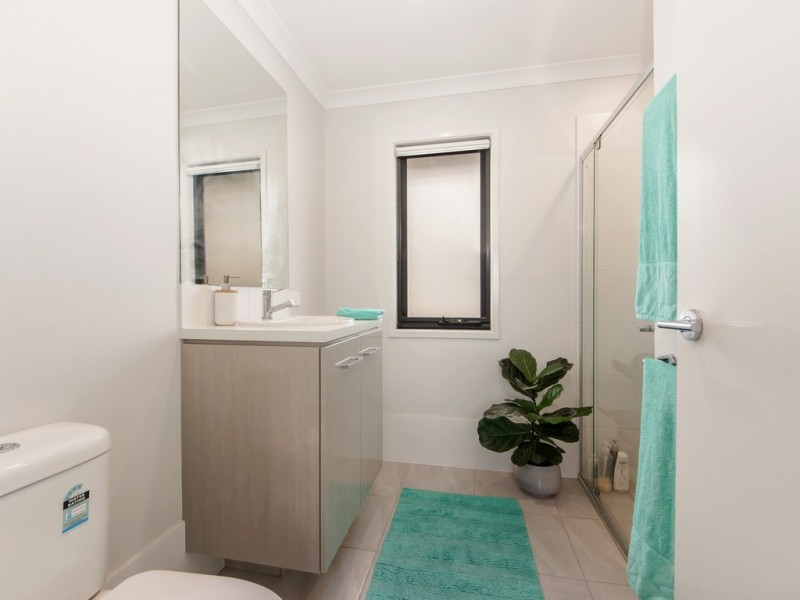 7/42 Foxtail St, Ripley QLD 4306
