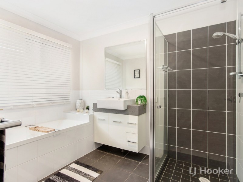 119a Mary Street, Blackstone QLD 4304