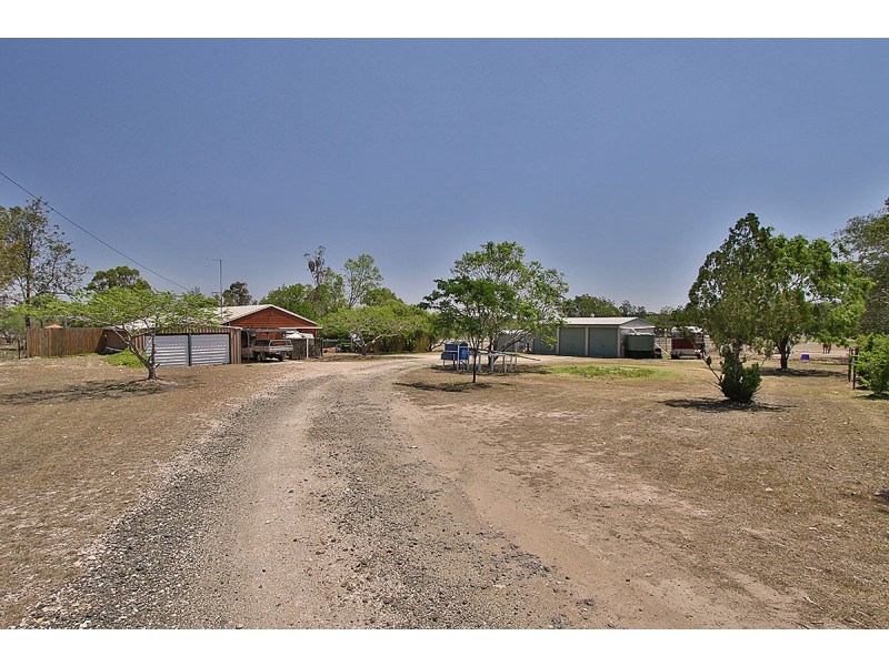 27 Shannon Rd, Lowood QLD 4311
