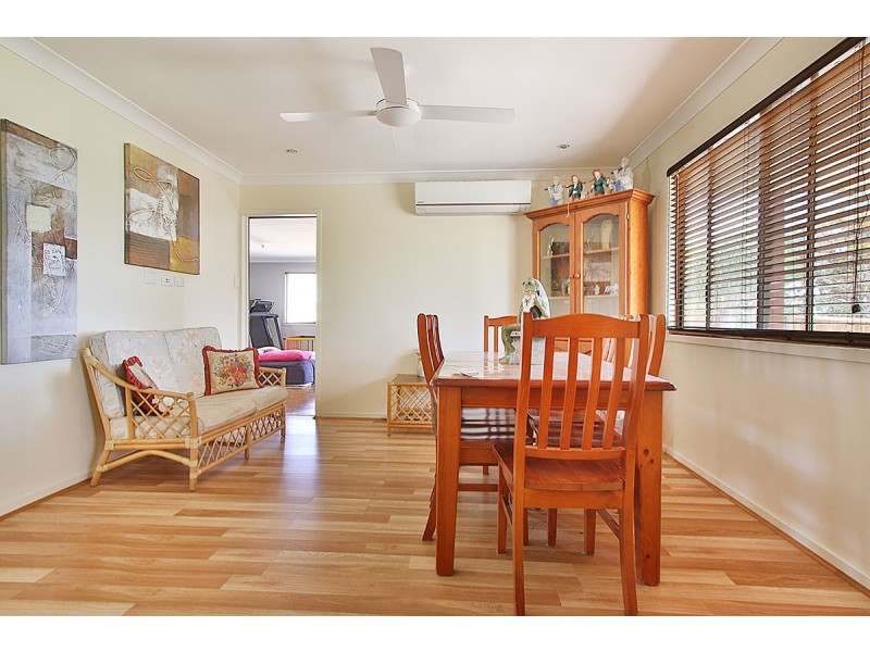 27 Shannon Rd, Lowood QLD 4311
