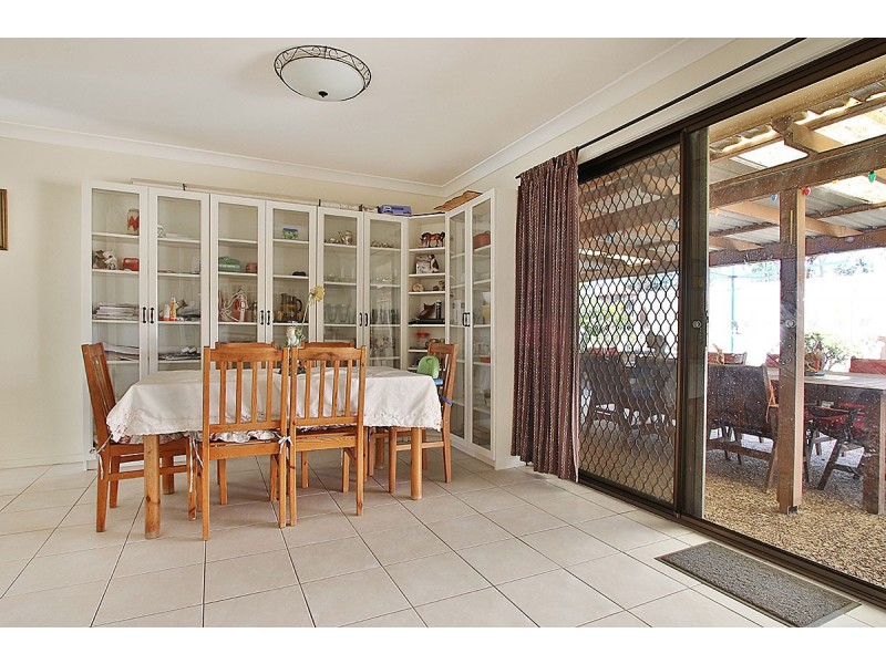 27 Shannon Rd, Lowood QLD 4311