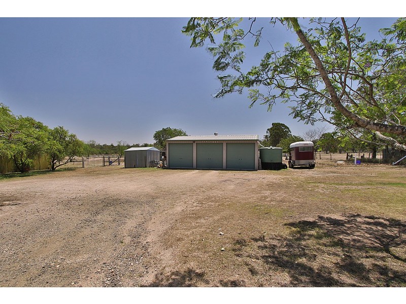 27 Shannon Rd, Lowood QLD 4311