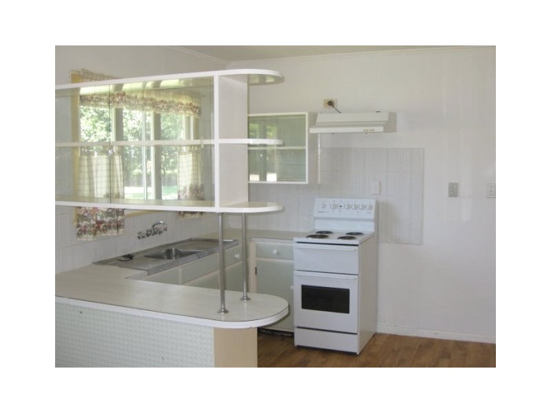 26 McGill Street, Raceview QLD 4305