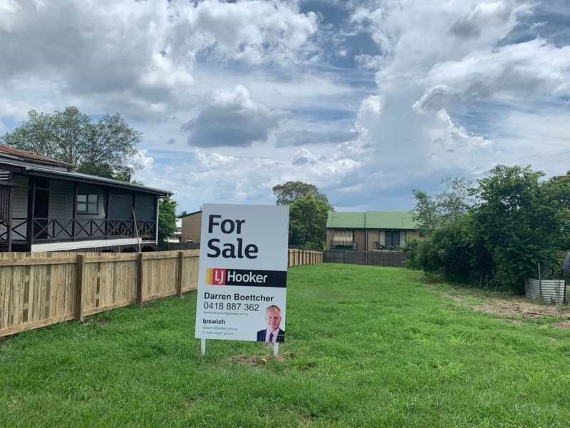 18 River Road, Bundamba QLD 4304
