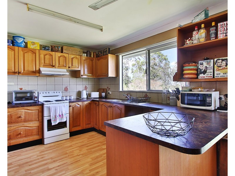 218 Lowood Minden Road, Tarampa QLD 4311