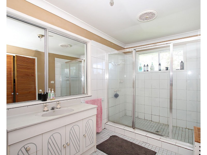 218 Lowood Minden Road, Tarampa QLD 4311