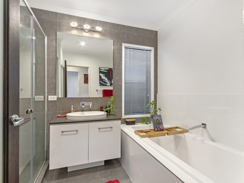 20 FREEDOM CRESCENT, South Ripley QLD 4306