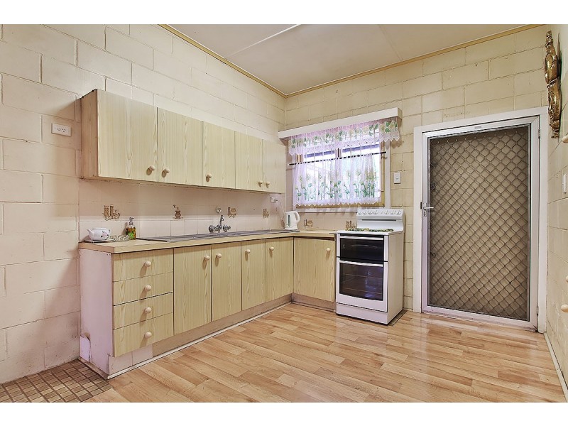 14 Watsonia Dr, Leichhardt QLD 4305
