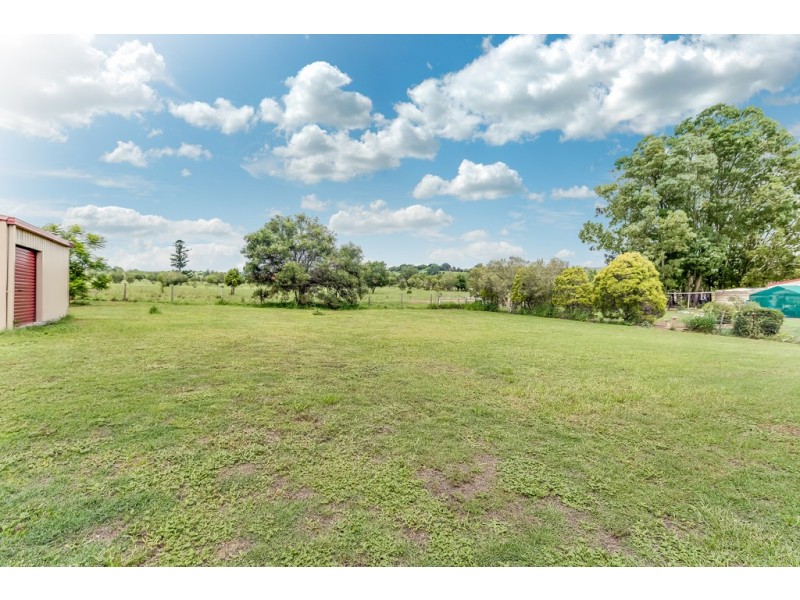 76 Rose Ave, Minden QLD 4311