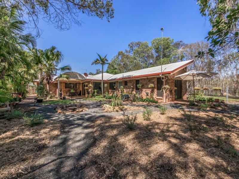 43 Gatton St, Grandchester QLD 4340