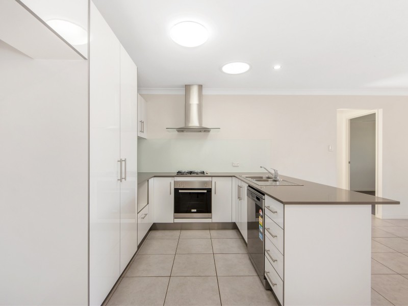 19 Cowie Street, Deebing Heights QLD 4306