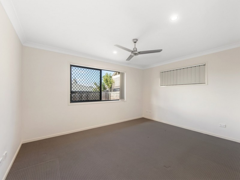 19 Cowie Street, Deebing Heights QLD 4306