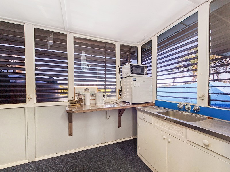 218 Brisbane Street, West Ipswich QLD 4305