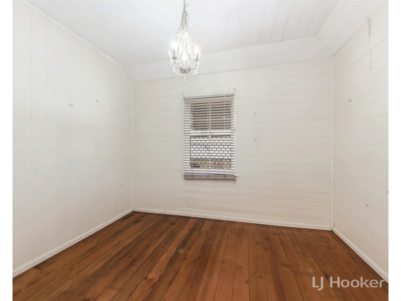 50 Cothill Road, Silkstone QLD 4304