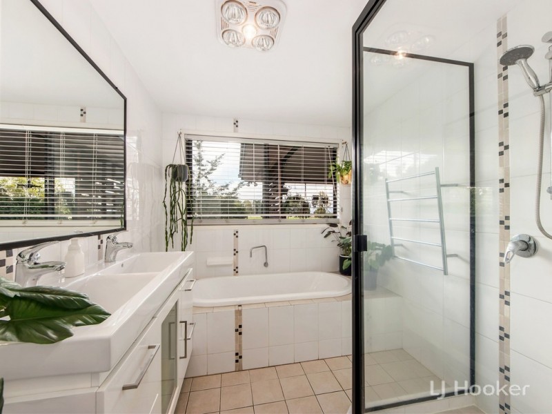 18 Butler Street, Raceview QLD 4305