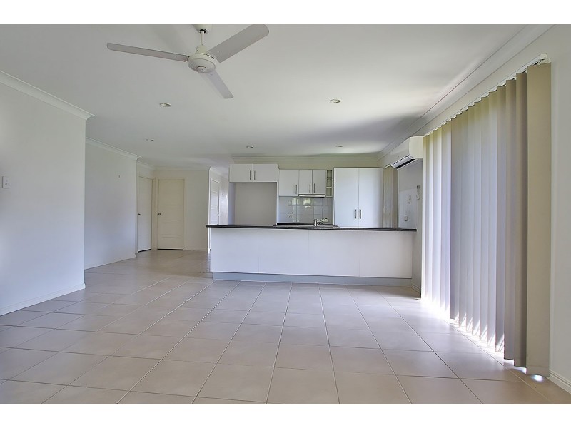 19 Benjamin Court, Yamanto QLD 4305