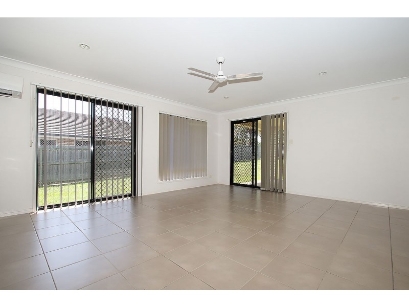 19 Benjamin Court, Yamanto QLD 4305