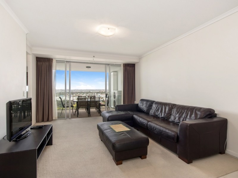 1104 / 1 West Street “Oaks Aspire Apartments”, Ipswich QLD 4305