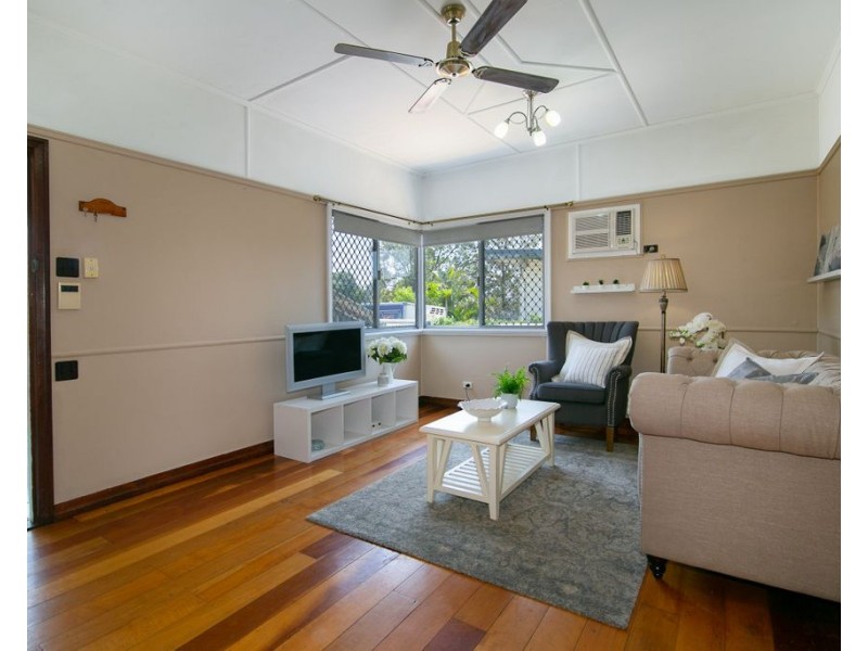 5 Kruger Street, Booval QLD 4304