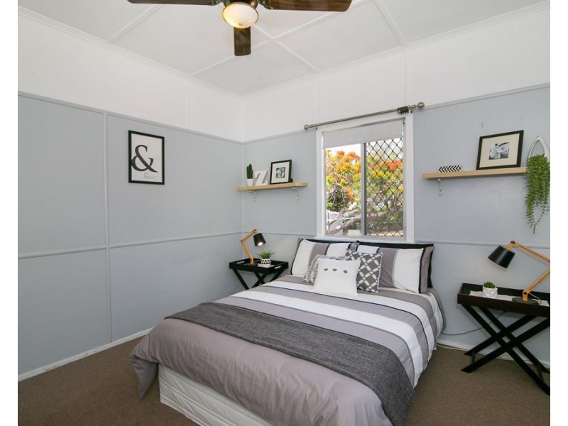 5 Kruger Street, Booval QLD 4304