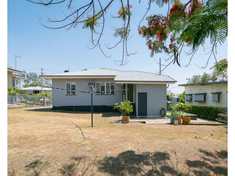 5 Kruger Street, Booval QLD 4304