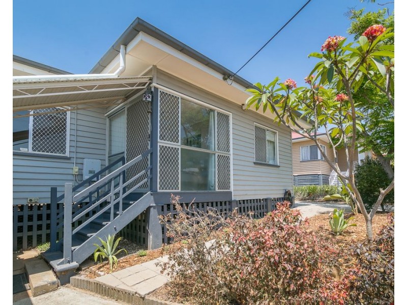 5 Kruger Street, Booval QLD 4304