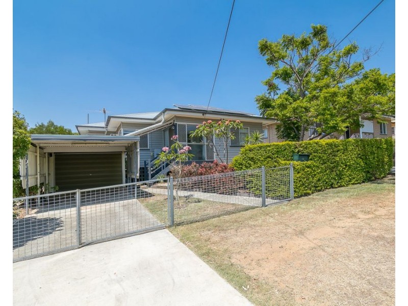 5 Kruger Street, Booval QLD 4304