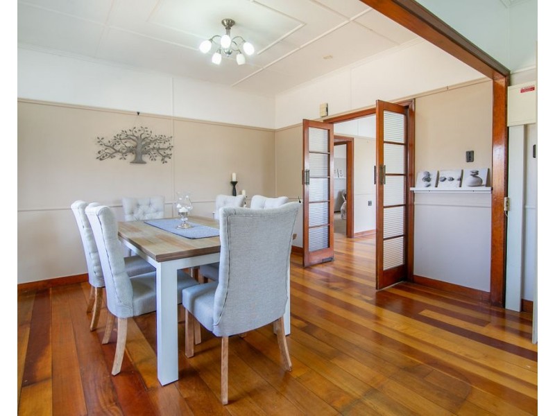 5 Kruger Street, Booval QLD 4304