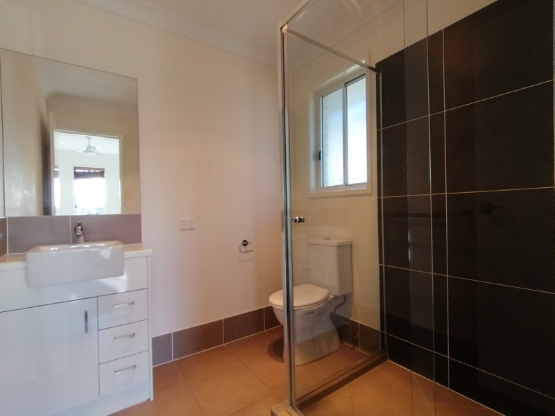 10 Bowerbird Street, Deebing Heights QLD 4306