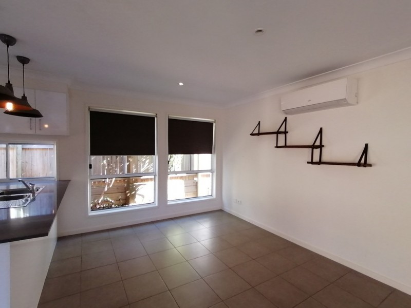 10 Bowerbird Street, Deebing Heights QLD 4306