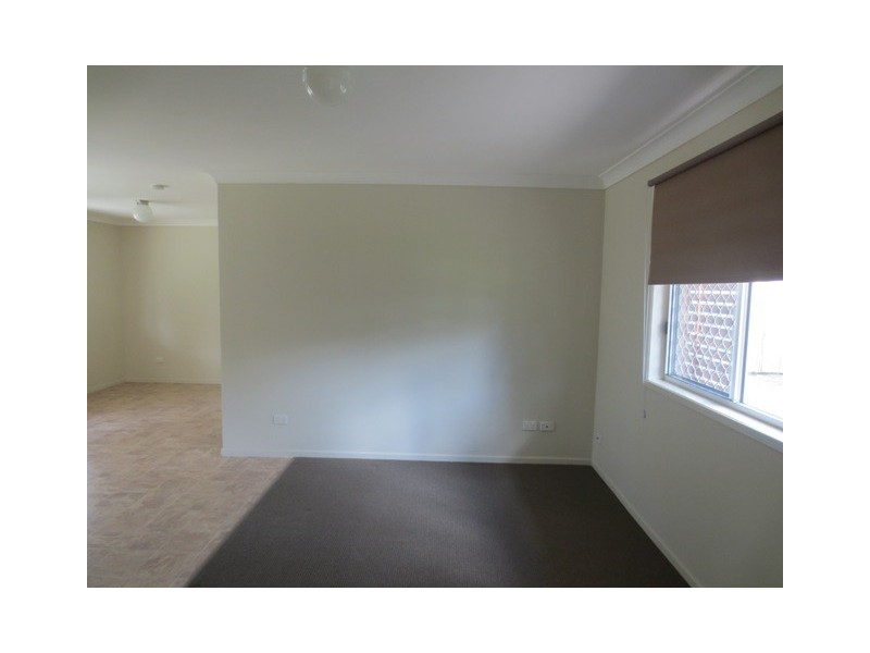 29 Connemara Court, Yamanto QLD 4305