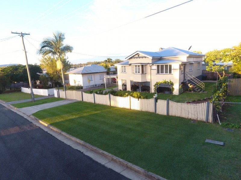 8 Joffre Street, Booval QLD 4304