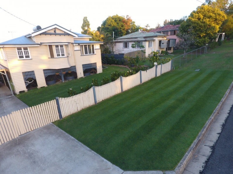 8 Joffre Street, Booval QLD 4304