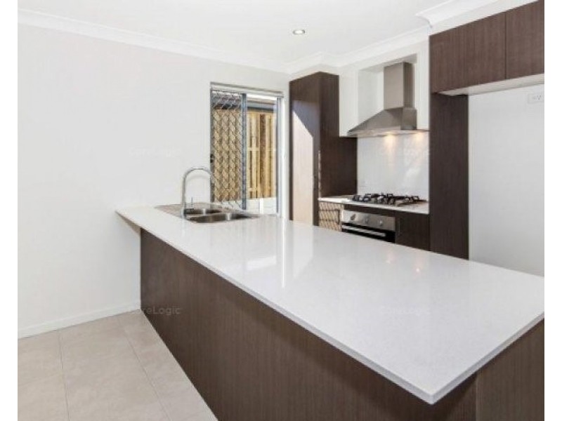 18 Eucalyptus Crescent, Ripley QLD 4306