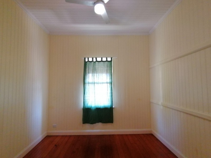 4 Coronation Street, East Ipswich QLD 4305