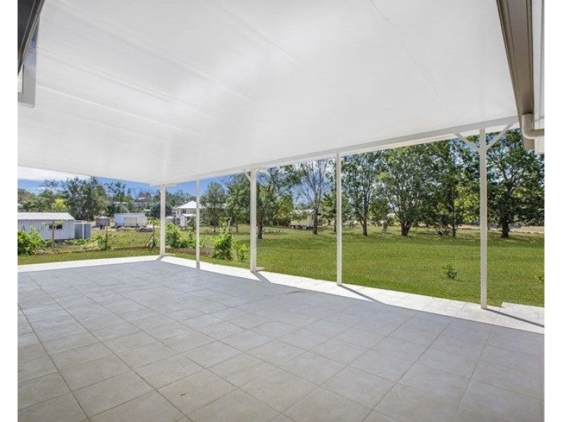 996 Lowood Minden Rd, Minden QLD 4311