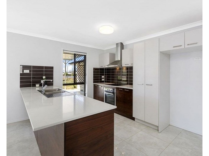 996 Lowood Minden Rd, Minden QLD 4311