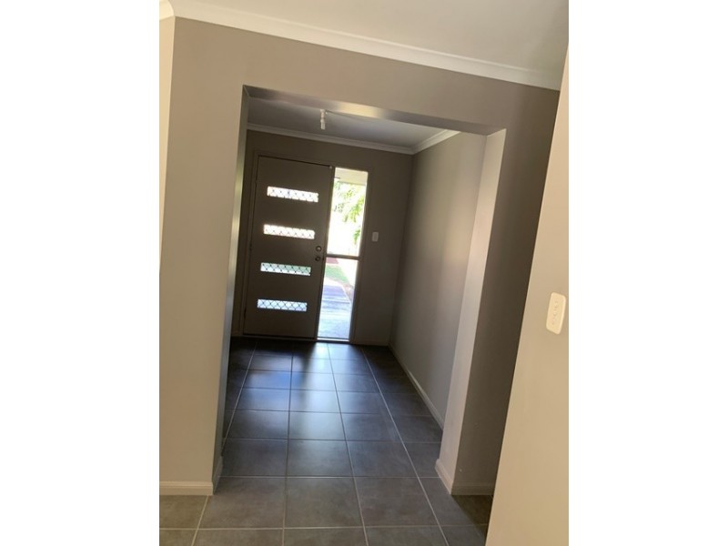 1 Pat Slattery Place, Lowood QLD 4311