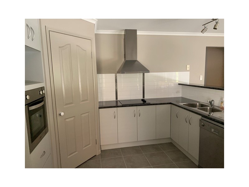 1 Pat Slattery Place, Lowood QLD 4311