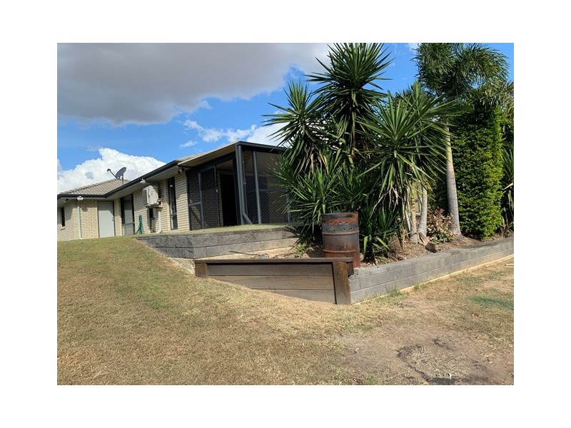 1 Pat Slattery Place, Lowood QLD 4311