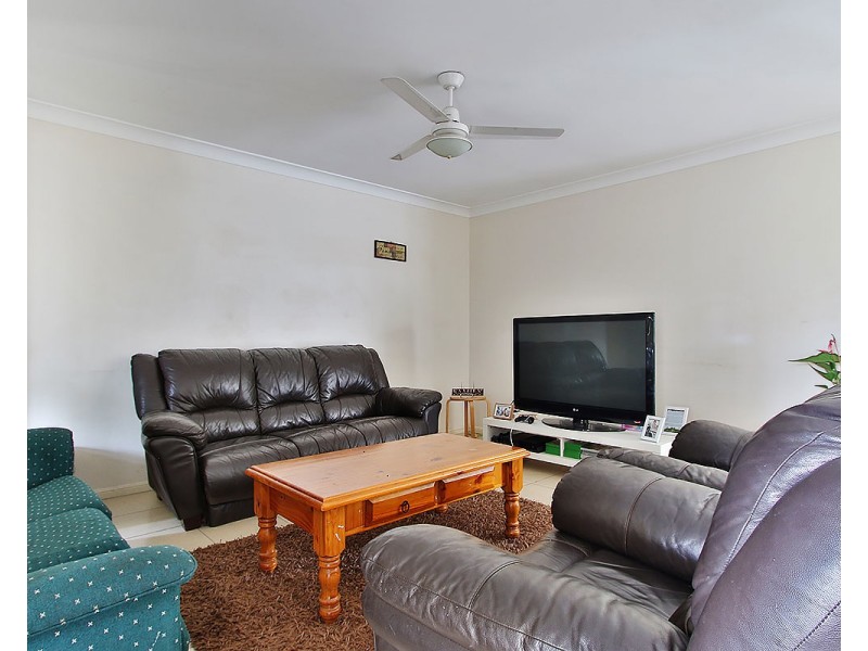 2 Heit Court, North Booval QLD 4304
