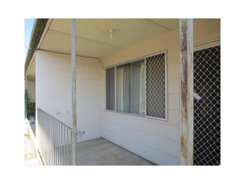 1/63 Downs Street, Ipswich QLD 4305