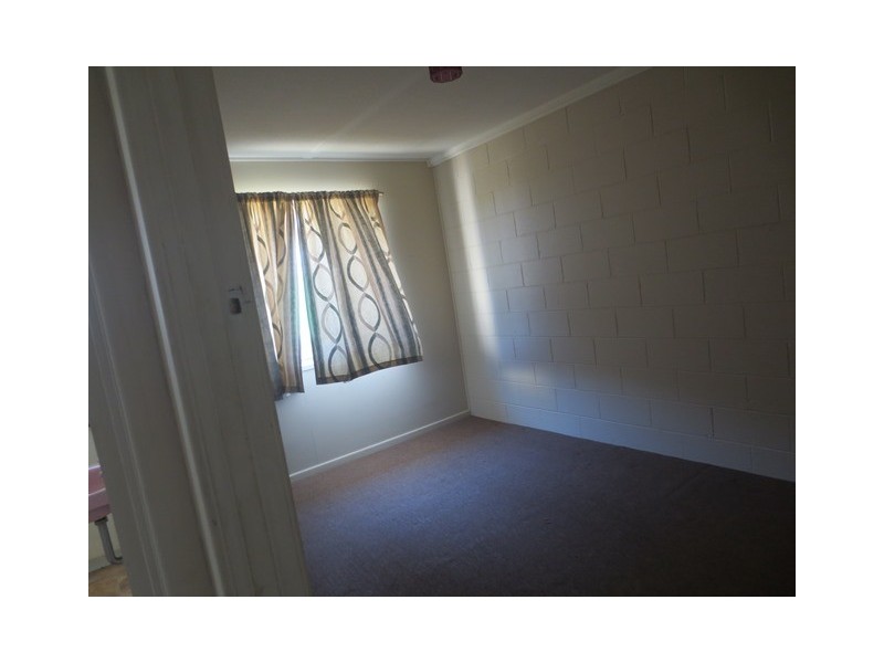 1/63 Downs Street, Ipswich QLD 4305