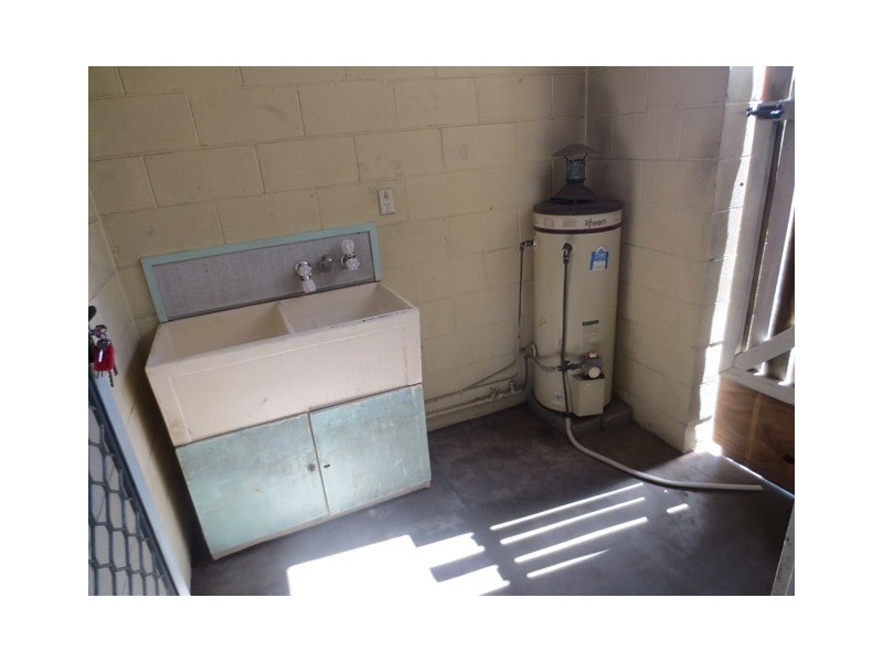 1/63 Downs Street, Ipswich QLD 4305