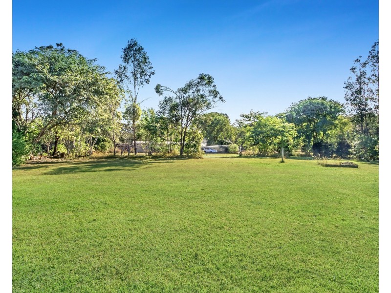 2-12 Ipswich St, Grandchester QLD 4340