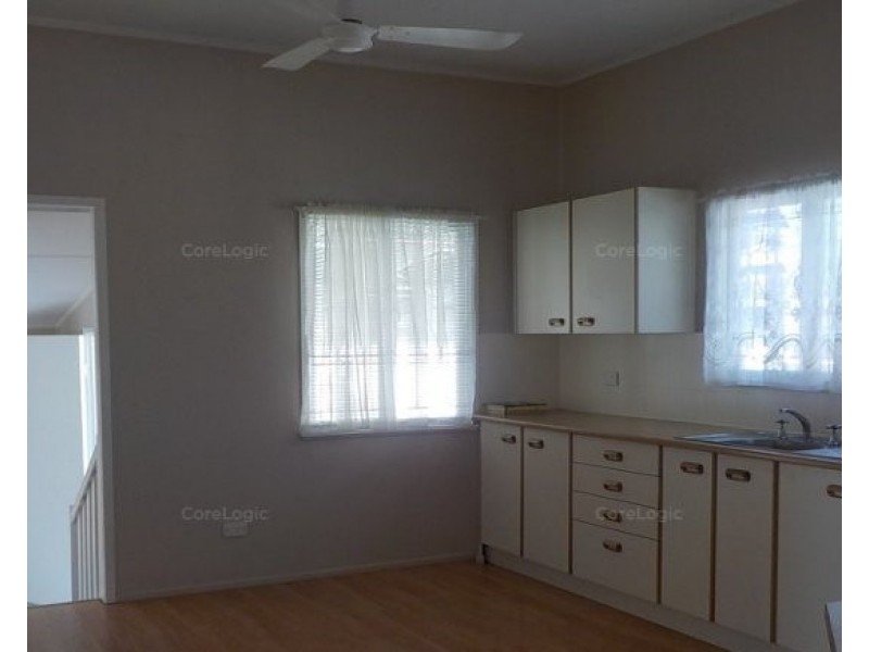 72 Cole St, Silkstone QLD 4304